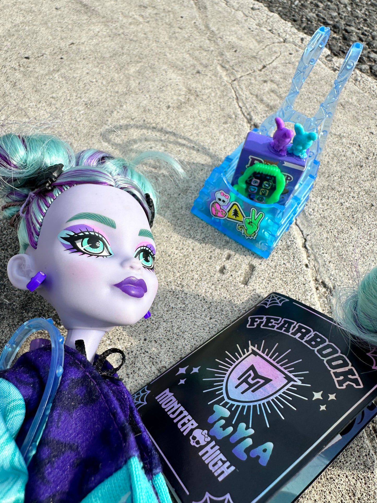 Monster High Twyla Kandy Sticks